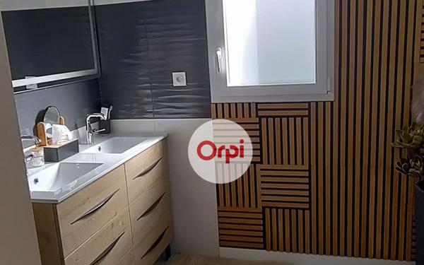 Maison à vendre    3 pièces • 95,09 m2 Questembert