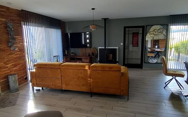 Maison à vendre    3 pièces • 95,09 m2 Questembert