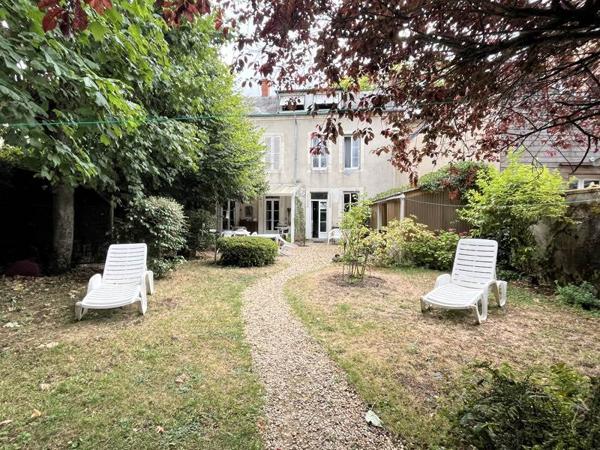 Maison à vendre |  Bourges |  13 pièces | 225 m²