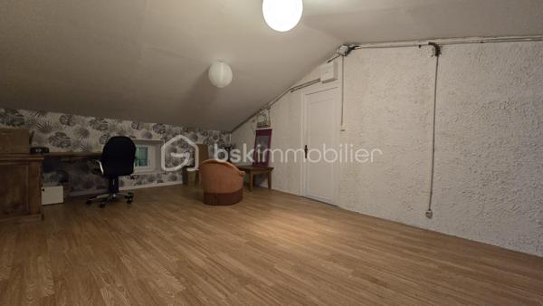 Maison de village de 174,21 m²