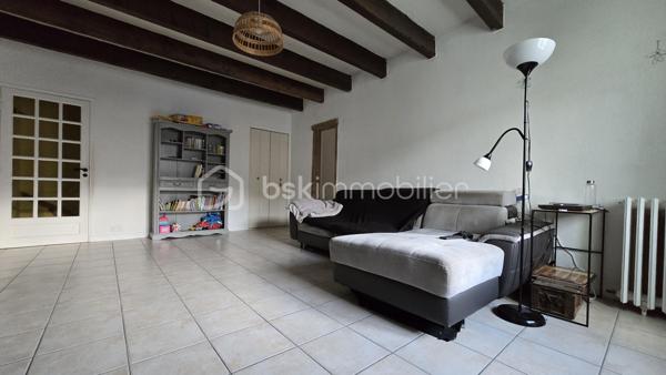 Maison de village de 174,21 m²