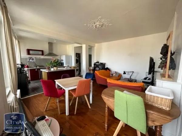 Location appartement 5 pièces de 80.2m²