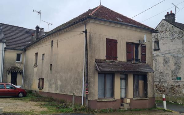 Maison à vendre    3 pièces •  Bussières