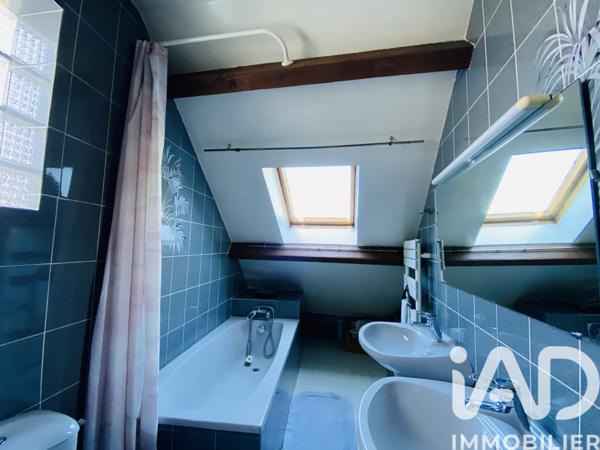 Maison à vendre 6 pièces 145 m² Le Coudray-Montceaux