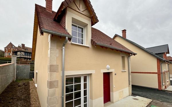 Maison à vendre    3 pièces • 68,99 m2 Saint-Arnoult