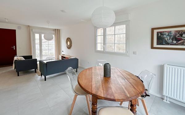 Maison à vendre    3 pièces • 68,99 m2 Saint-Arnoult