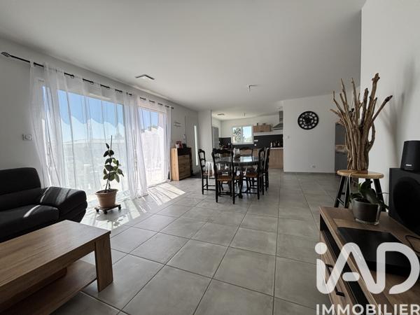 Maison à vendre 4 pièces 89 m² Largentière