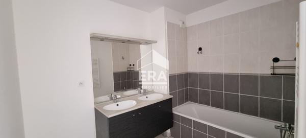 Appartement T3 moderne avec vue dégagée à Martigues et Piscine