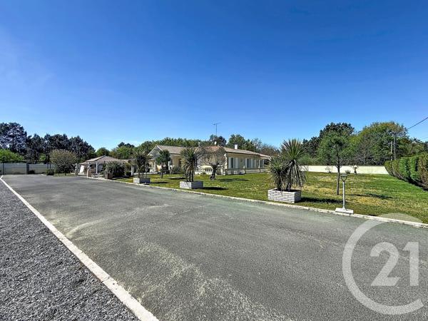 Maison à vendre  7 pièces - 240 m 2   BIGANOS  - 33