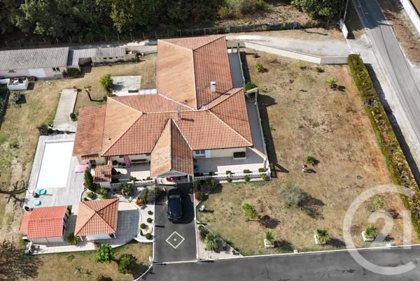 Maison à vendre  7 pièces - 240 m 2   BIGANOS  - 33