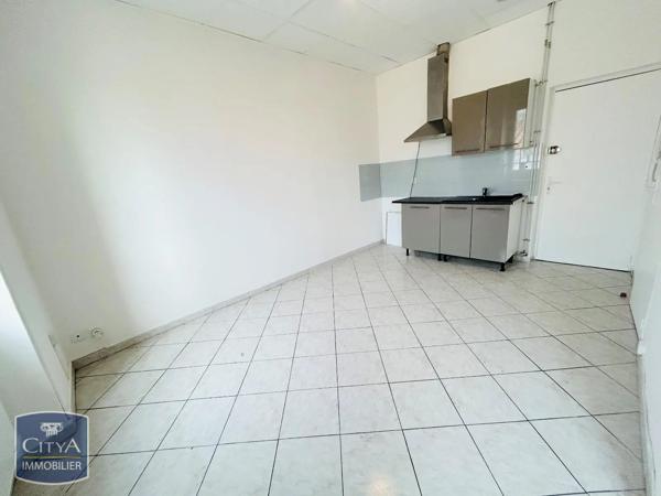 Appartement à louer 1 pièce 25.15m² Port-de-Bouc (13110)