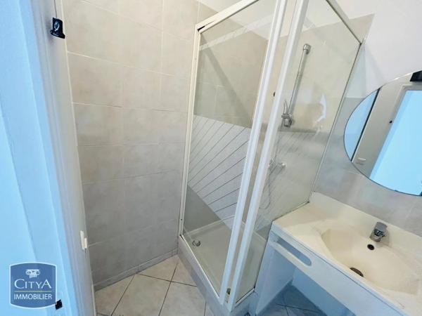Appartement à louer 1 pièce 25.15m² Port-de-Bouc (13110)