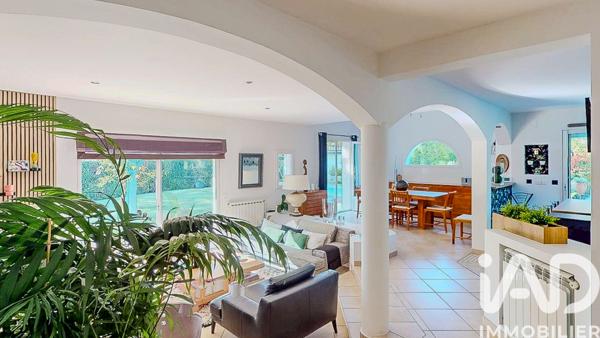 Maison à vendre 7 pièces 185 m² Bassussarry