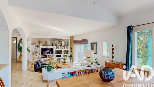 Maison à vendre 7 pièces 185 m² Bassussarry