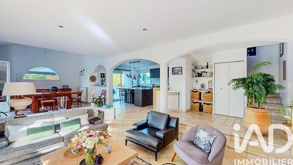 Maison à vendre 7 pièces 185 m² Bassussarry