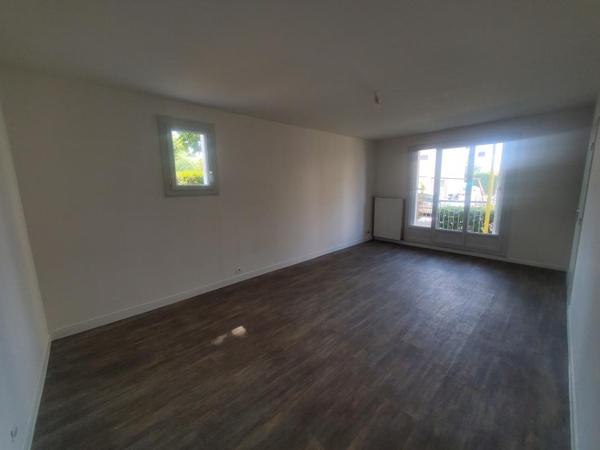 T4 - REZ DE CHAUSSEE AVEC BALCON ET STATIONNEMENT SOUS SOL Nantes