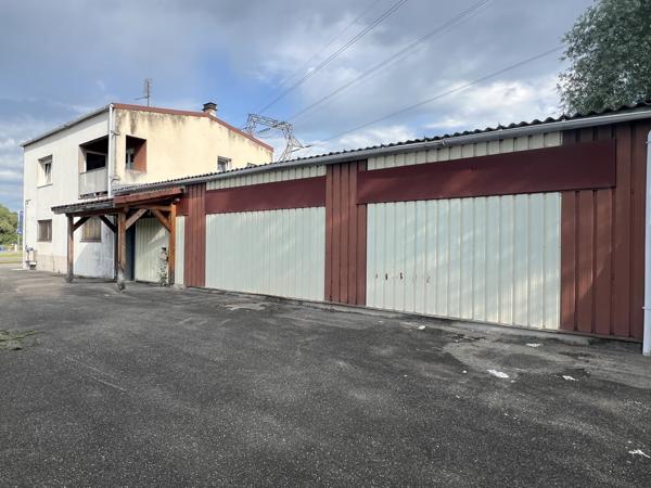 Immeuble 8 pièces - 220 m²