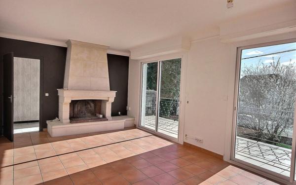 Maison à vendre    7 pièces • 195 m2 Lescar