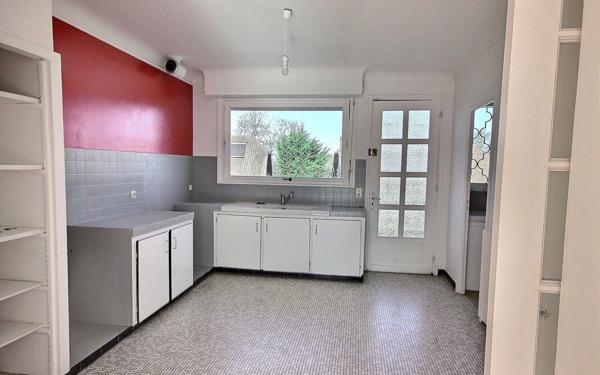 Maison à vendre    7 pièces • 195 m2 Lescar