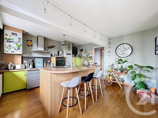 Appartement F5 à vendre  5 pièces - 101,69 m2 LURE - 70
