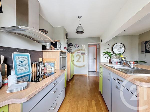 Appartement F5 à vendre  5 pièces - 101,69 m2 LURE - 70