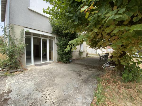 Maison
         11 pièces
        - 226 m² 249 000 € *
