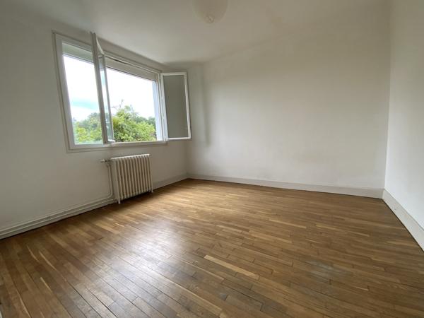 Maison
         11 pièces
        - 226 m² 249 000 € *