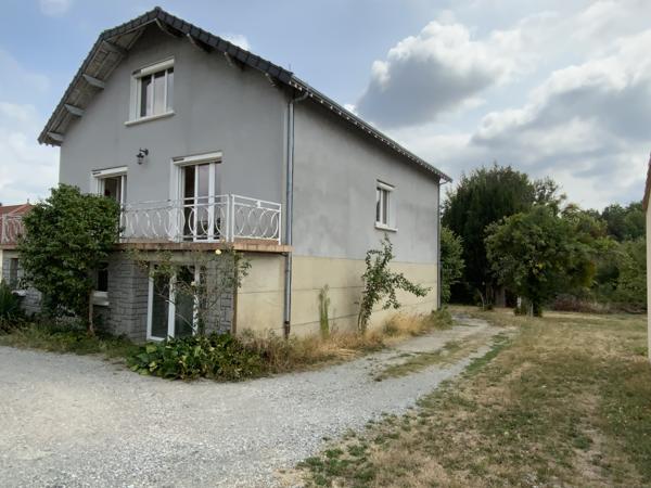 Maison
         11 pièces
        - 226 m² 249 000 € *