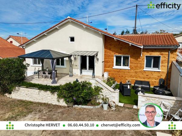 Maison
         5 pièces
        - 94 m² 272 000 € *