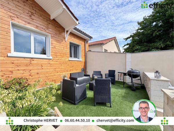 Maison
         5 pièces
        - 94 m² 272 000 € *