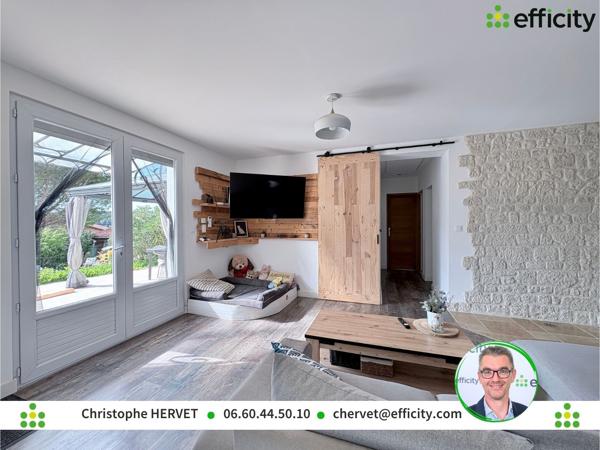 Maison
         5 pièces
        - 94 m² 272 000 € *