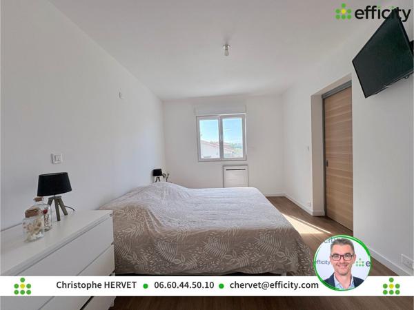 Maison
         5 pièces
        - 94 m² 272 000 € *