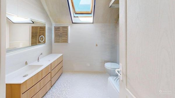 Maison familiale, terrain de 575 m², garage et sous-sol