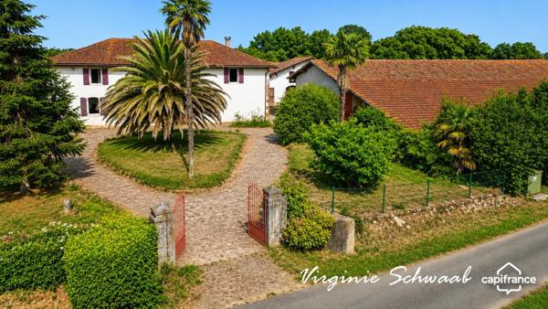 TILH (40) – Maison de 9 pièces avec dépendances sur plus de 3 000 m² de terrain