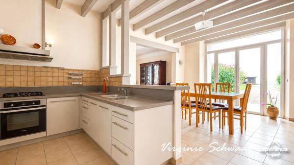 TILH (40) – Maison de 9 pièces avec dépendances sur plus de 3 000 m² de terrain