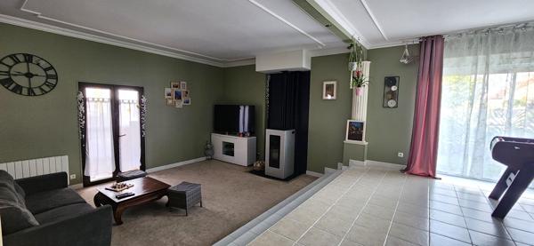 ROUILLE - PLAIN PIED - 3 CHAMBRES - JARDIN