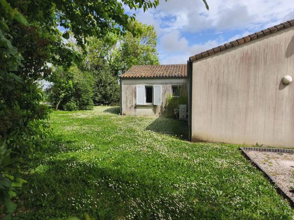 Maison – Local d’activité Saint Vivien 139m²