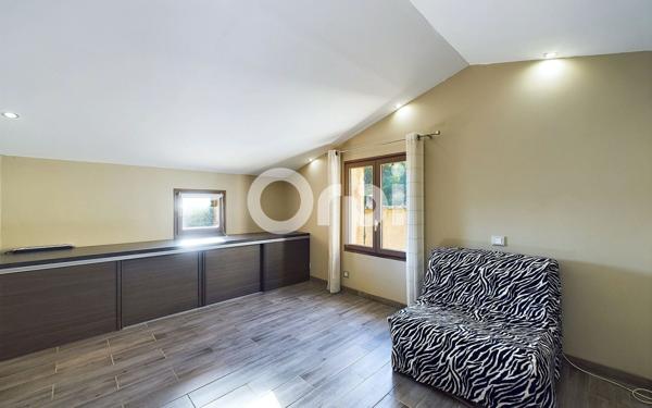 Maison à vendre    5 pièces •  Mandelieu-la-Napoule