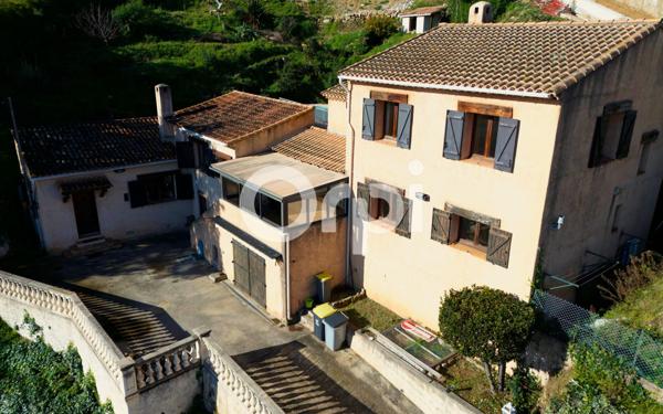 Maison à vendre    5 pièces •  Mandelieu-la-Napoule