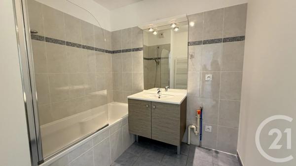 Appartement T3 à vendre  3 pièces - 56,88 m 2   GAP  - 05