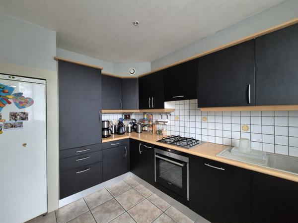 Maison familiale lumineuse et spacieuse.