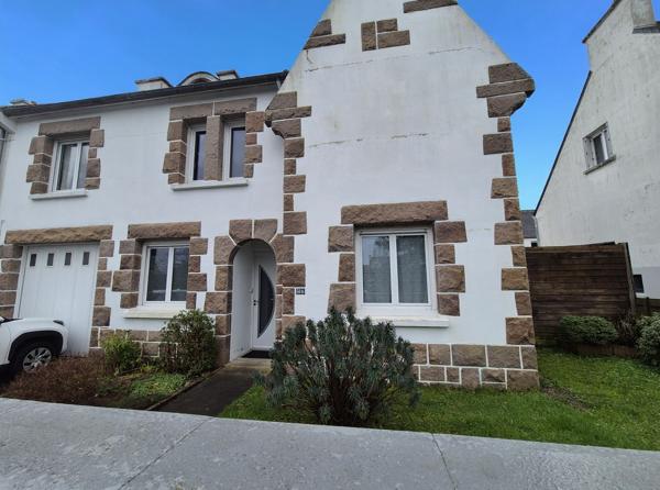 Maison familiale lumineuse et spacieuse.