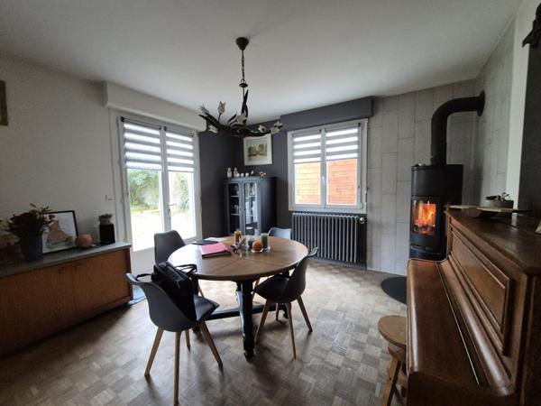 Maison familiale lumineuse et spacieuse.