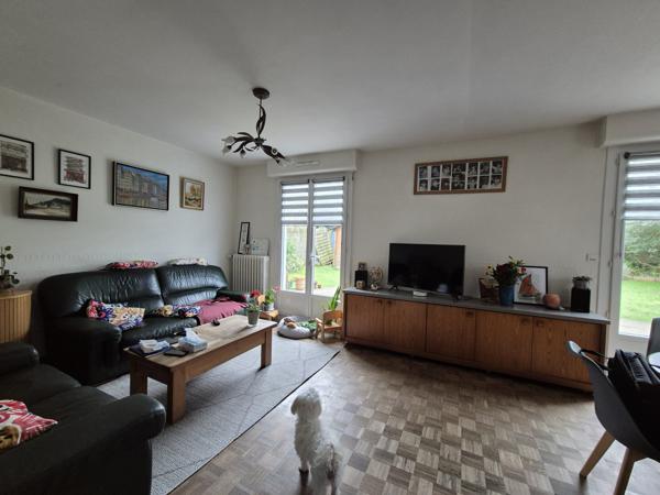 Maison familiale lumineuse et spacieuse.