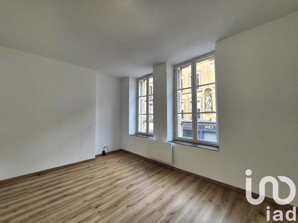 Location appartement 2 pièces 48 m² Charleville-Mézières