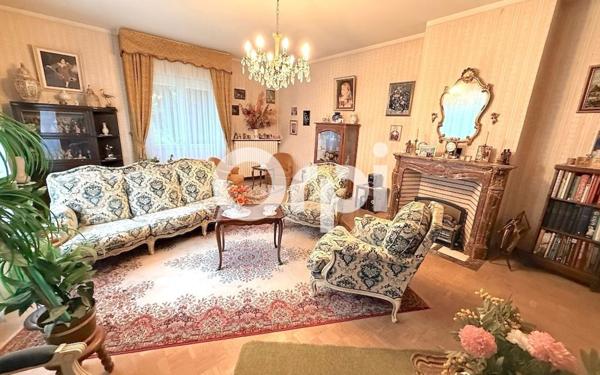 Maison à vendre    7 pièces • 206 m2 Auby