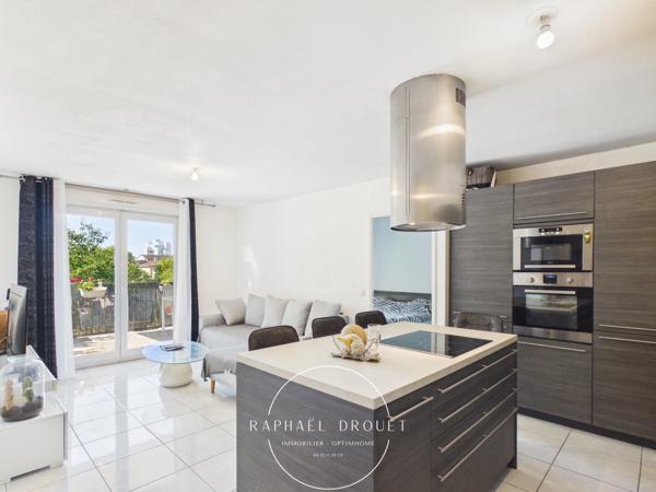 VAULX-EN-VELIN VILLAGE SUD – APPARTEMENT T4 DE 74 m² AVEC TERRASSE ET GARAGE