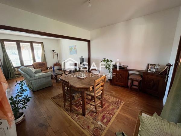 Belle maison sur sous-sol