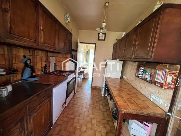 Belle maison sur sous-sol