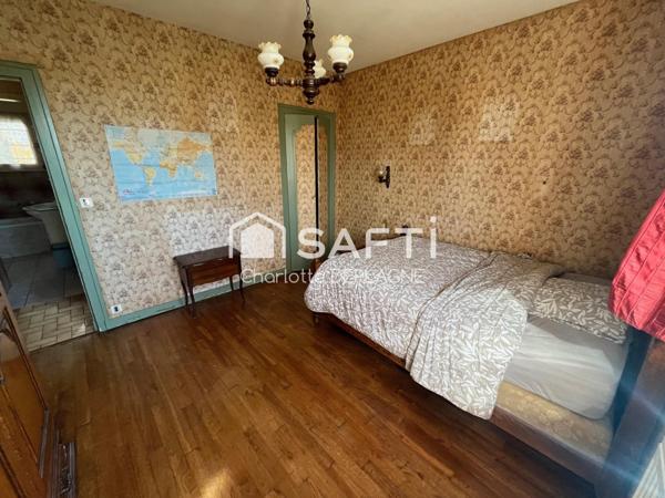 Belle maison sur sous-sol